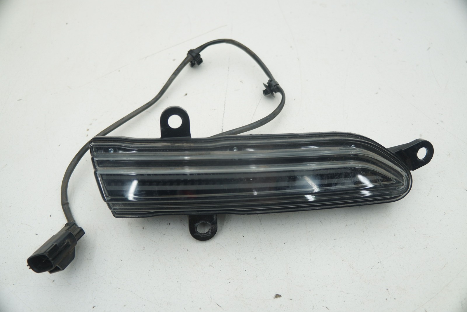 Rear Left Inner Trunk Deck Lid Tail Light Lamp HY53-138453-EC Aston Martin DB11