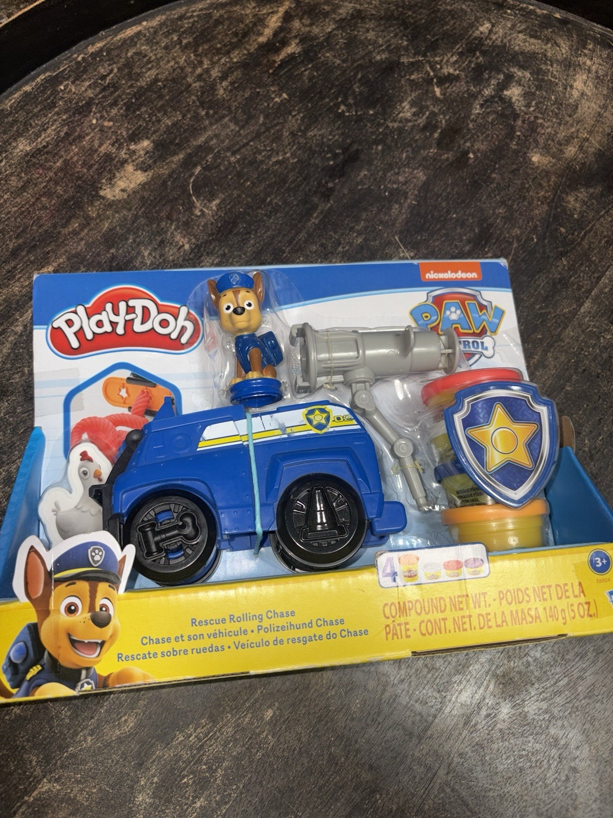Play-Doh Paw Patrol Rescue Rolling Chase Toy Police Cruiser 
