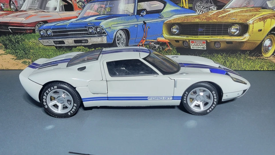 Ford GT40 1:18 Scale Model Car Beanstalk - Image 4 of 4