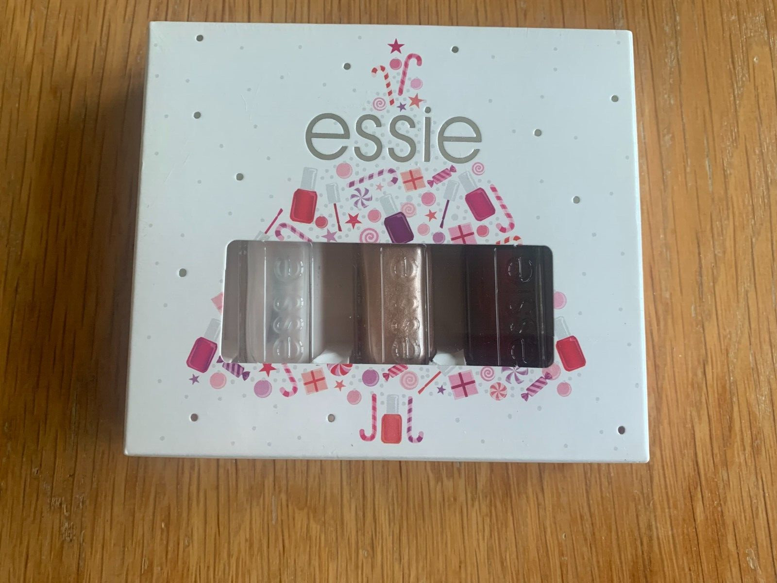 New & Sealed ESSIE Gift Set - Thigh High,Buy Me A Cameo & Mademoiselle TRIO