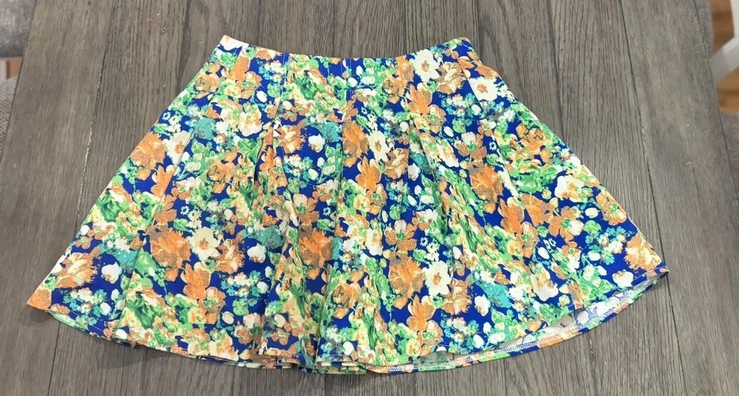 FILA Ya Los Angeles minigonna floreale taglia L di Laila Rowe