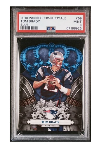 2010 Crown Royale Blue Tom Brady # 067/100 Die Cut