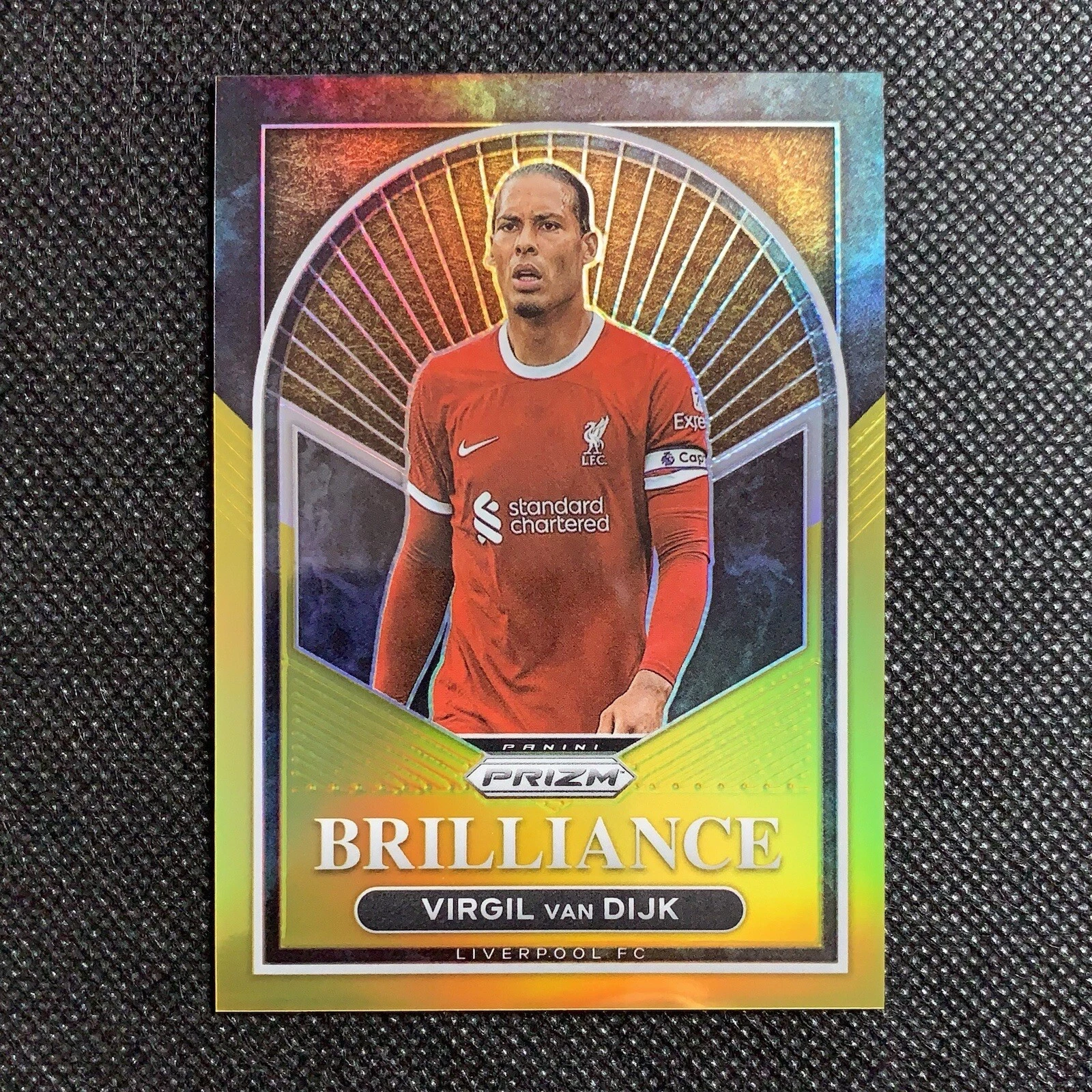Virgil van Dijk Gold Brilliance /10 Panini Premier League Prizm 2023-24
