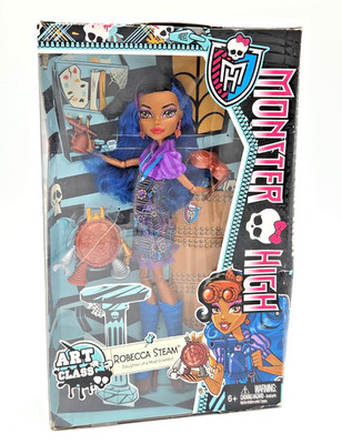 Monster High Art Class Robecca Steam Doll  ( Box has Damage)