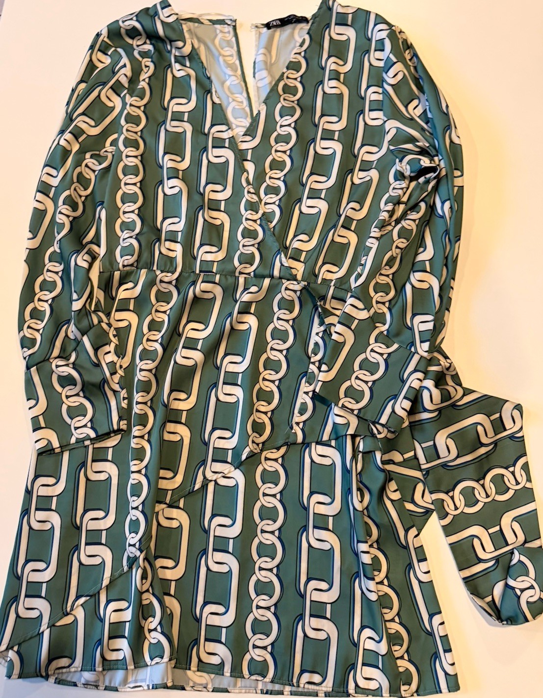 ZARA Women's Green Chain Print Satin V-Neck Long Sleeve Tunic Dress L