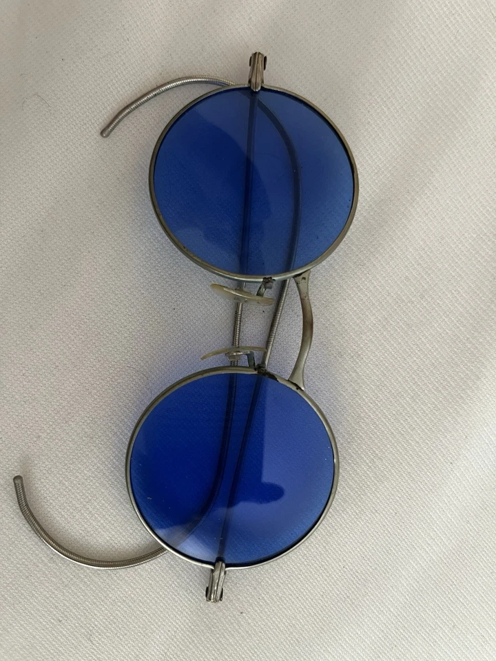 Gafas de sol redondas vintage hippie años 60 marco de metal, lente azul, estuche incluido Foto 4 de 4