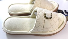 ISOTONER Eco Comfort Signature Slippers Size XL 9.5-10 Beige Khaki Retail 36