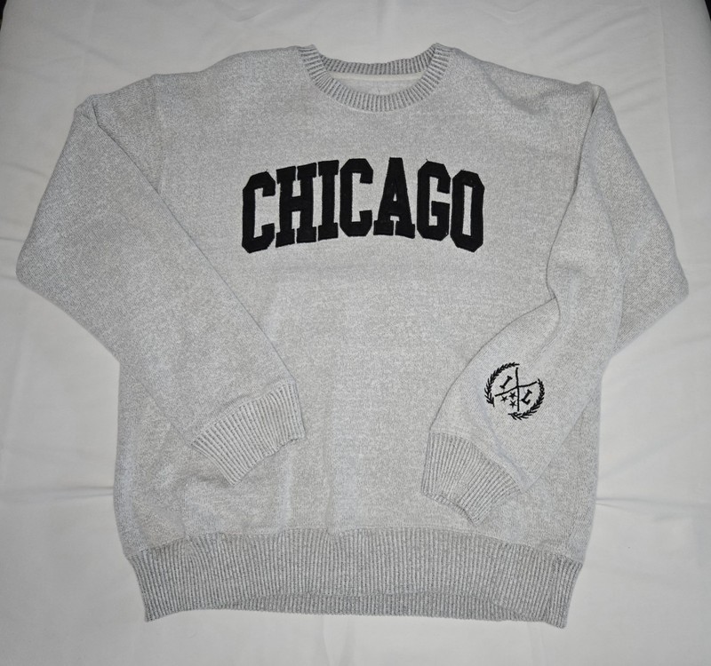 New York Popular CHICAGO Sweatshirt Sweater LARGE Comfy Relaxed Casual