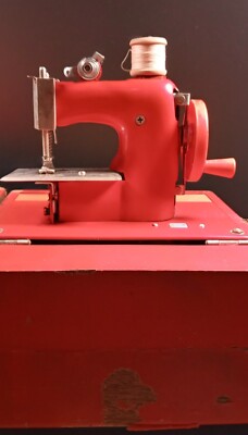 ビンテージ トイミシン リトルマザー 赤 ビンテージ トイミシン リトルマザー 赤 美術品・アンティーク