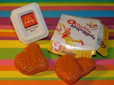 VINTAGE Fisher Price Fun with Food McDonalds Chicken McNugget Box Sweet Sauce Lt