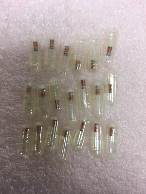 20 NEW Microsemi JANTXV1N5819UR-1 Schottky Diode 45V 1A 2-Pin DO-213AB SMD