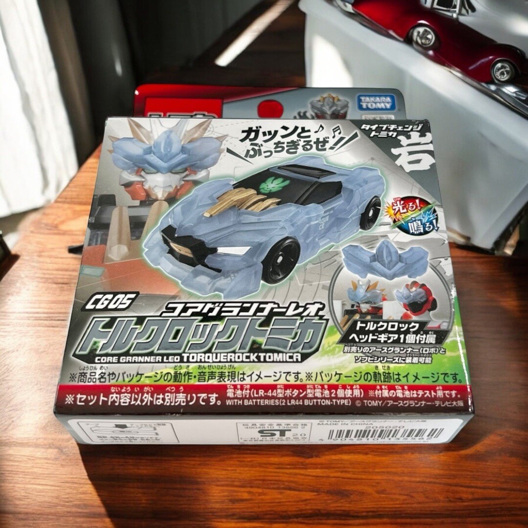 Tomica Earth Core Granner LEO  CG05 Torquerock Japan Import Takara Tomy New