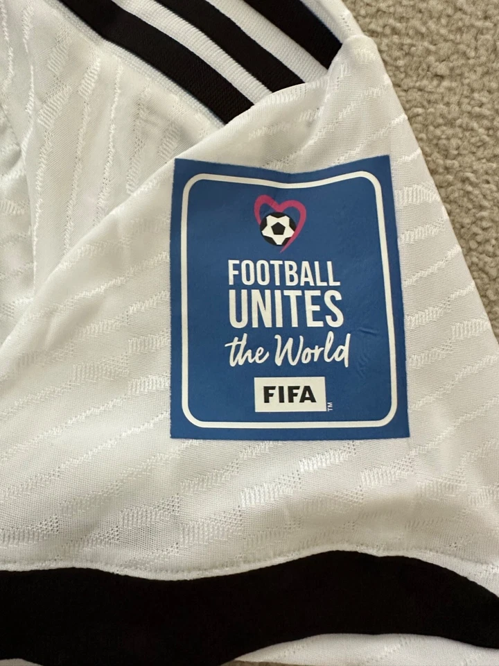 Qatar World Cup 2022 FINAL Argentina home jersey - Messi- RARE- Size XL - Image 3 of 4