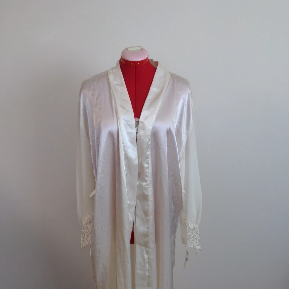 全新带标签 复古 LORD & Taylor 中号(8-10) 女式睡衣长袍 象牙色 — 第 2/4 张图片