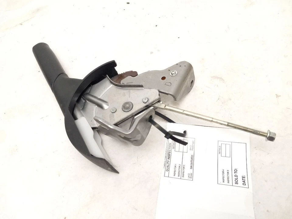MANIJA DE FRENO DE ESTACIONAMIENTO DE EMERGENCIA para TOYOTA PRIUS C 2013 OEM Foto 3 de 4