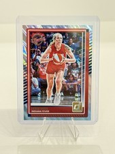 2025 Panini Donruss WNBA - Lexie Hull #85 Lava