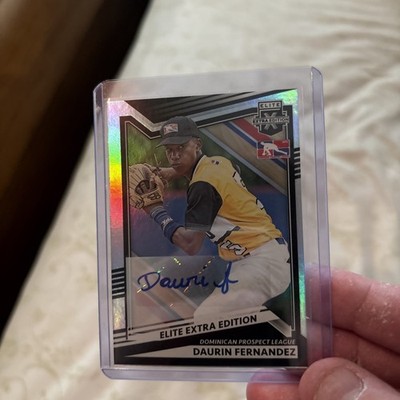 2022 Panini Elite Extra Edition Signatures Daurin Fernandez #172 Auto e7b  