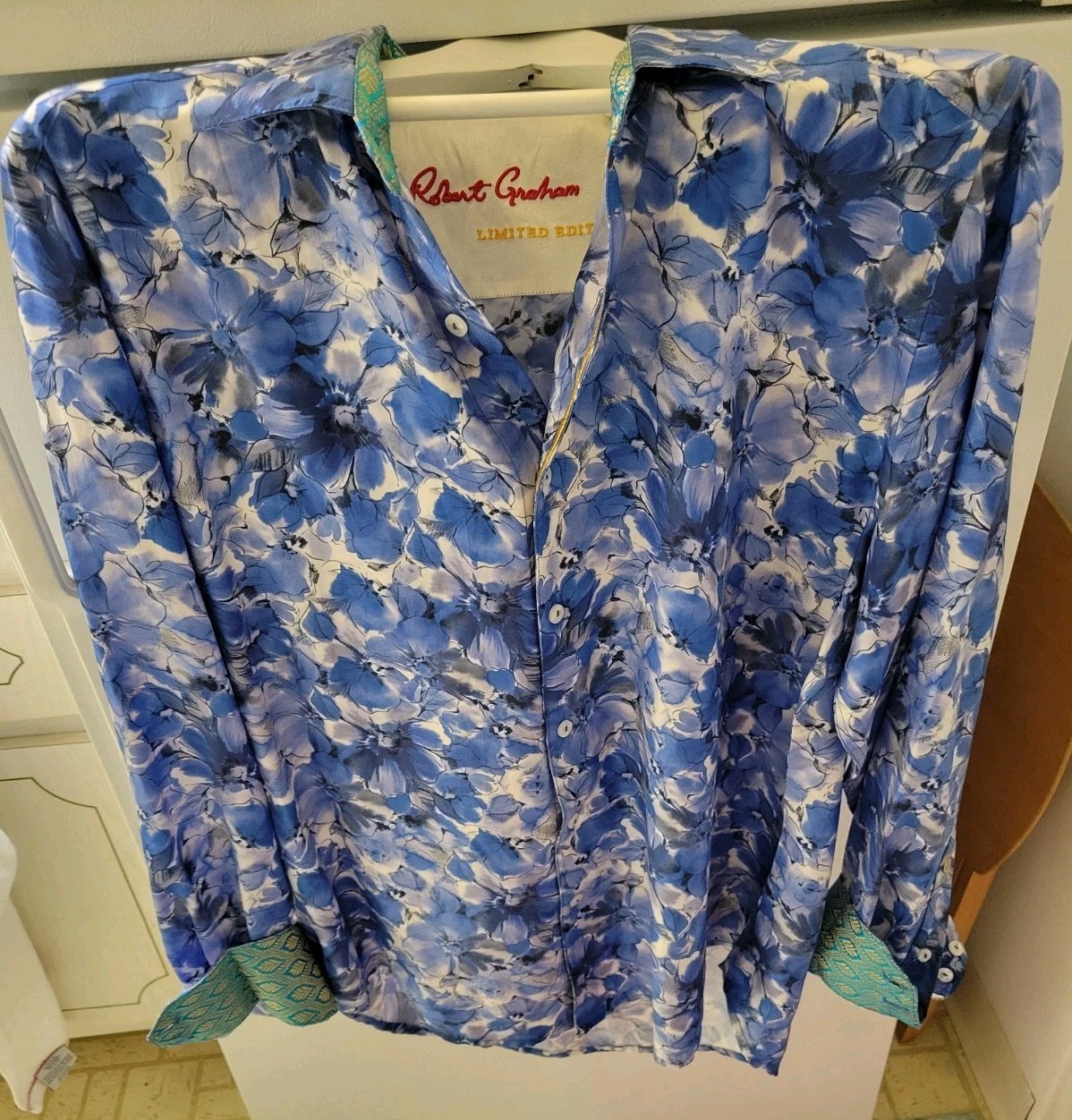 ROBERT GRAHAM LAKE SEVAN LIMITED EDITION PURE SILK BLUE FLORAL SHIRT L Men