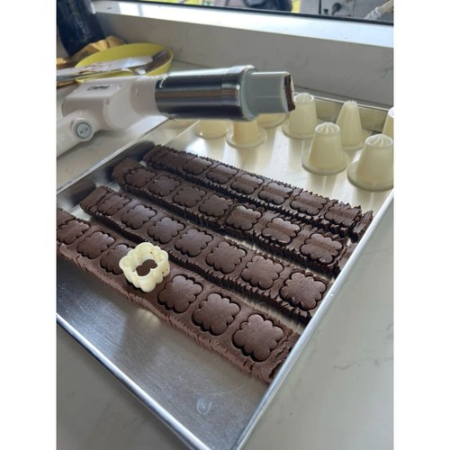 Cookie Press Gun and Tips Set Stainless Steel Churrera Churro Maker Machine Tool - Picture 7 of 16