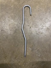 Set of 100 9  Heavy Duty Standard Ground Stakes