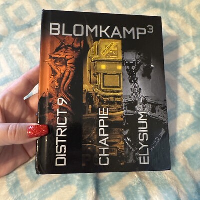 BLOMKAMP 3 (Chappie / District 9 / Elysium) [3 Blu-ray Disc Set] w/ Book