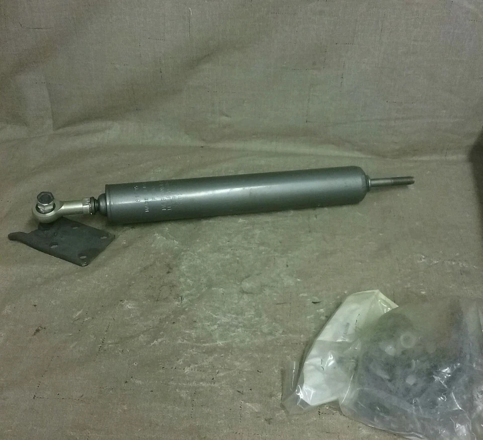 SSD38 - Moog - Cilindro amortiguador de dirección SSD-38 Foto 2 de 4