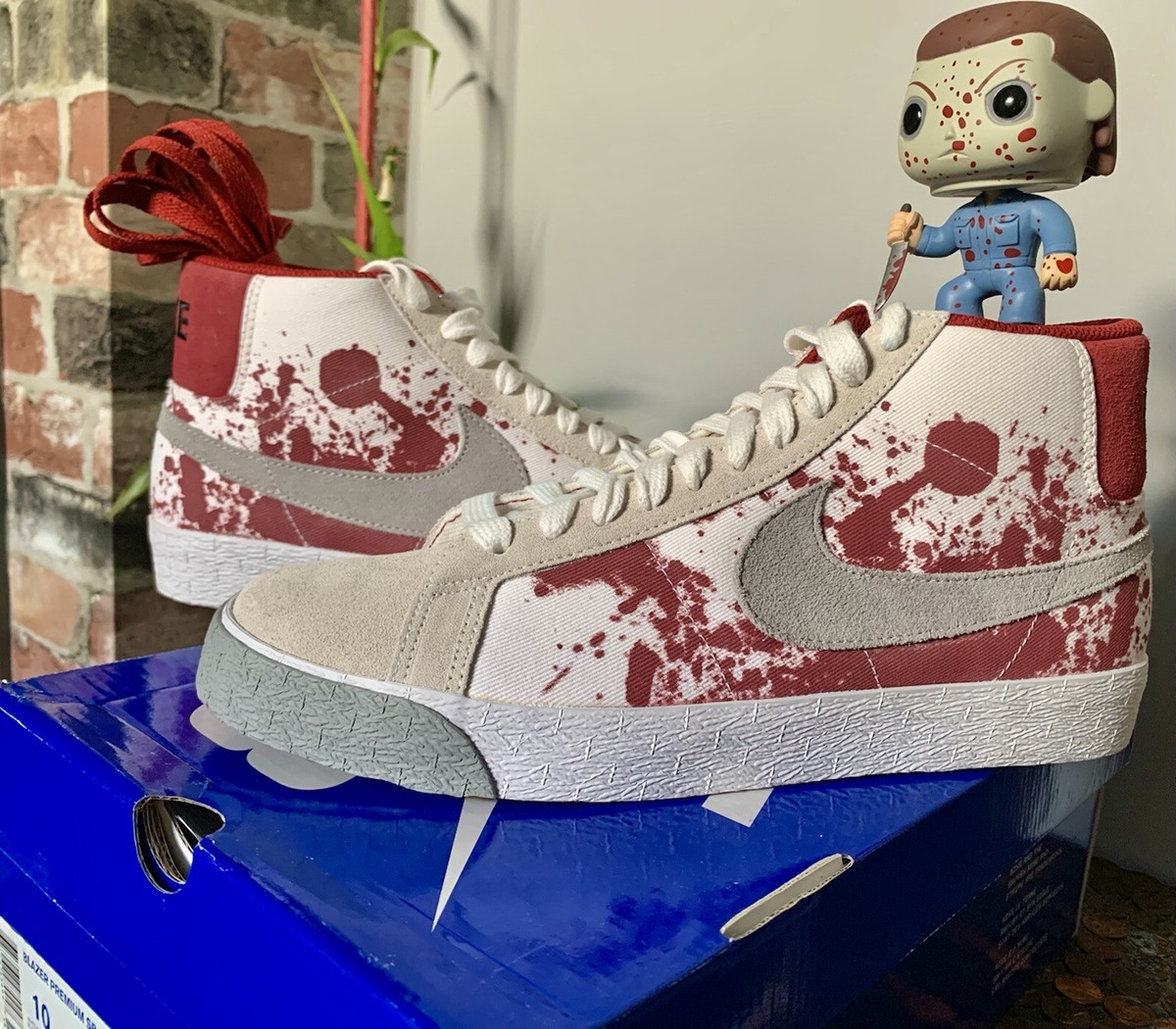 Size 10 - Nike Blazer Premium Sb Blood Splatter for sale  display picture 1