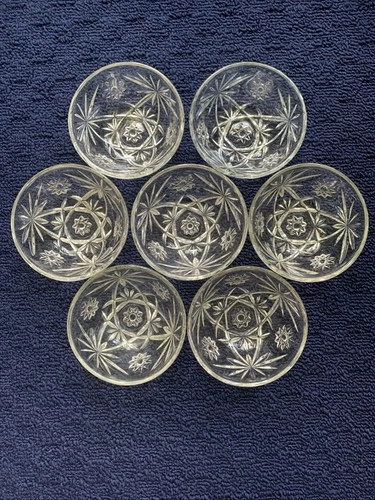 Set of 7 Vintage Anchor Hocking Star Of David 5” Dessert Berry  Fruit Bowls EUC