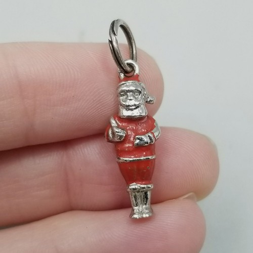 Ciondolo Charm Babbo Natale Vintage Tono Argento Smalto Rosso Tuta Sacco Giocattoli Natale - Foto 1 di 7