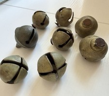 VINTAGE 8 METAL SLEIGH BELL DESIGN STEEL Jingle Bells Christmas