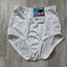 Vanity Fair White Light Control Panties Shapers NWT 1 Pair  Small/5