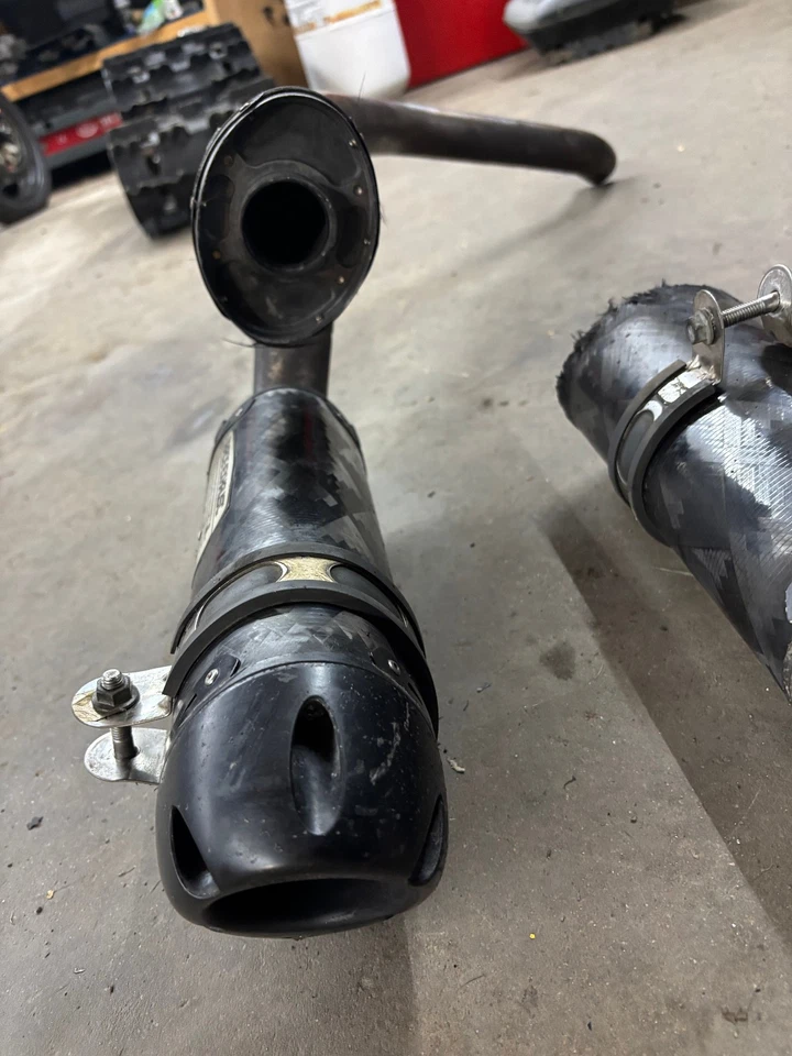 Kawasaki ZX6R 636 2005 2006 zx636 Ninja Two Brothers escape de carbono antideslizante Foto 4 de 4