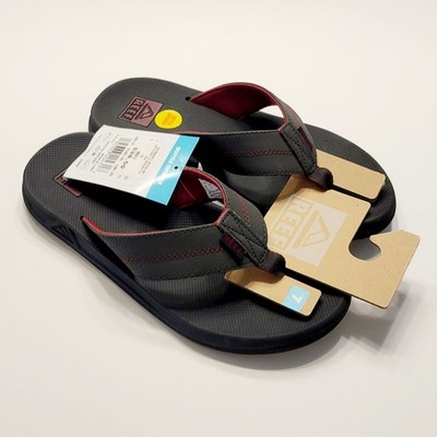 REEF Element TQT Bottle Opener Flip Flop Sandal Men Size 7 Red Raven BlackCI6621