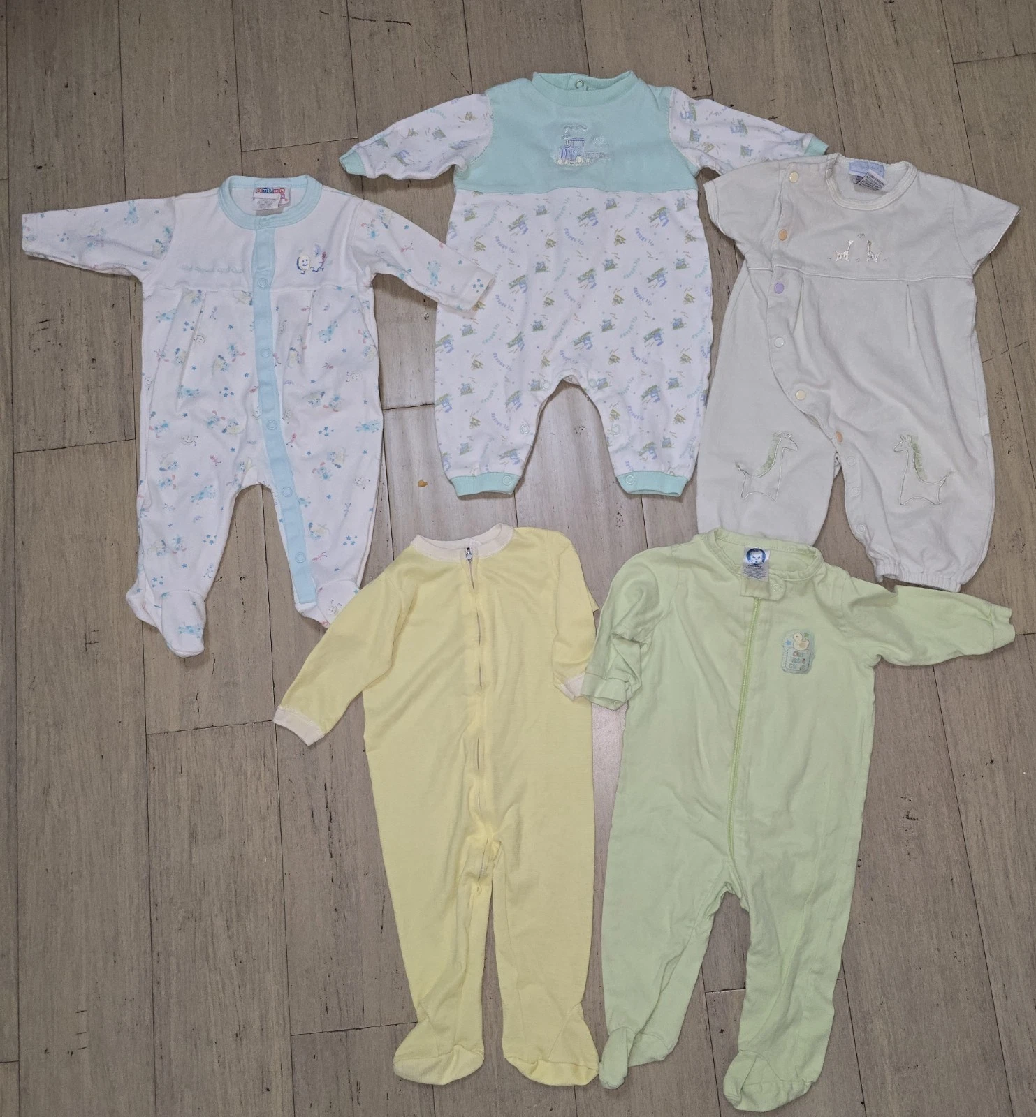 Lot Vintage 90s Y2k Baby Clothes 0-3 Months Sleepers Outfits 5 Pc
Opens in a new window or tab