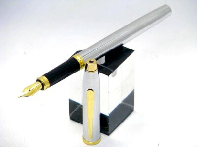 Cross Century II Medalist Füllfederhalter Fountain Pen Silber Gold