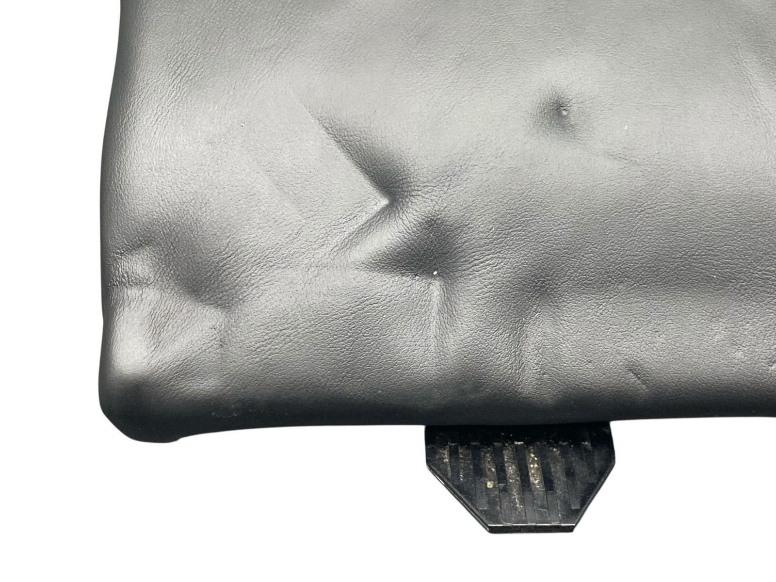 2013-2019 BENTLEY FLYING SPUR 4W 223B REAR CENTER LOWER SEAT CUSHION *INDENTS*