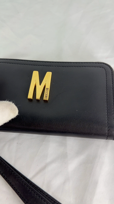 MOSCHINO Black Leather Wristlet Zippy Wallet M Plaque Made in