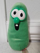 VINTAGE 1999 FISHER PRICE VEGGIE TALES LARRY THE CUCUMBER PLUSH