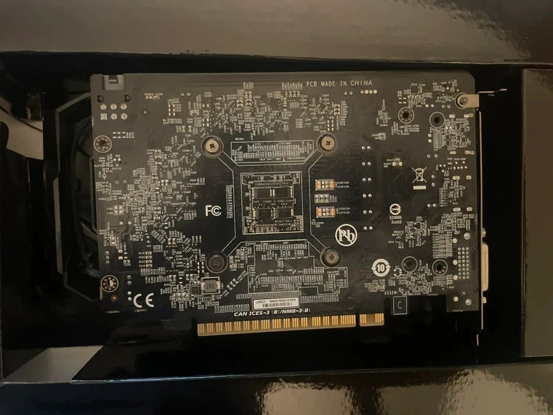 Scheda Video nvidia Gigabyte Aorus GTX 1650 4GB GDDR6 in ottime condizioni - Immagine 3 di 4