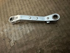 Armstrong 14 X 516 6 Point Offset Ratcheting Reversible Wrench 27-613  Usa