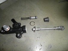 Yamaha RD500 RZ 500, puntone posteriore.