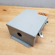 Saginaw Control SCE-1008CH Enclosure, 10"Length x 8"Width x 4"Depth. - USED