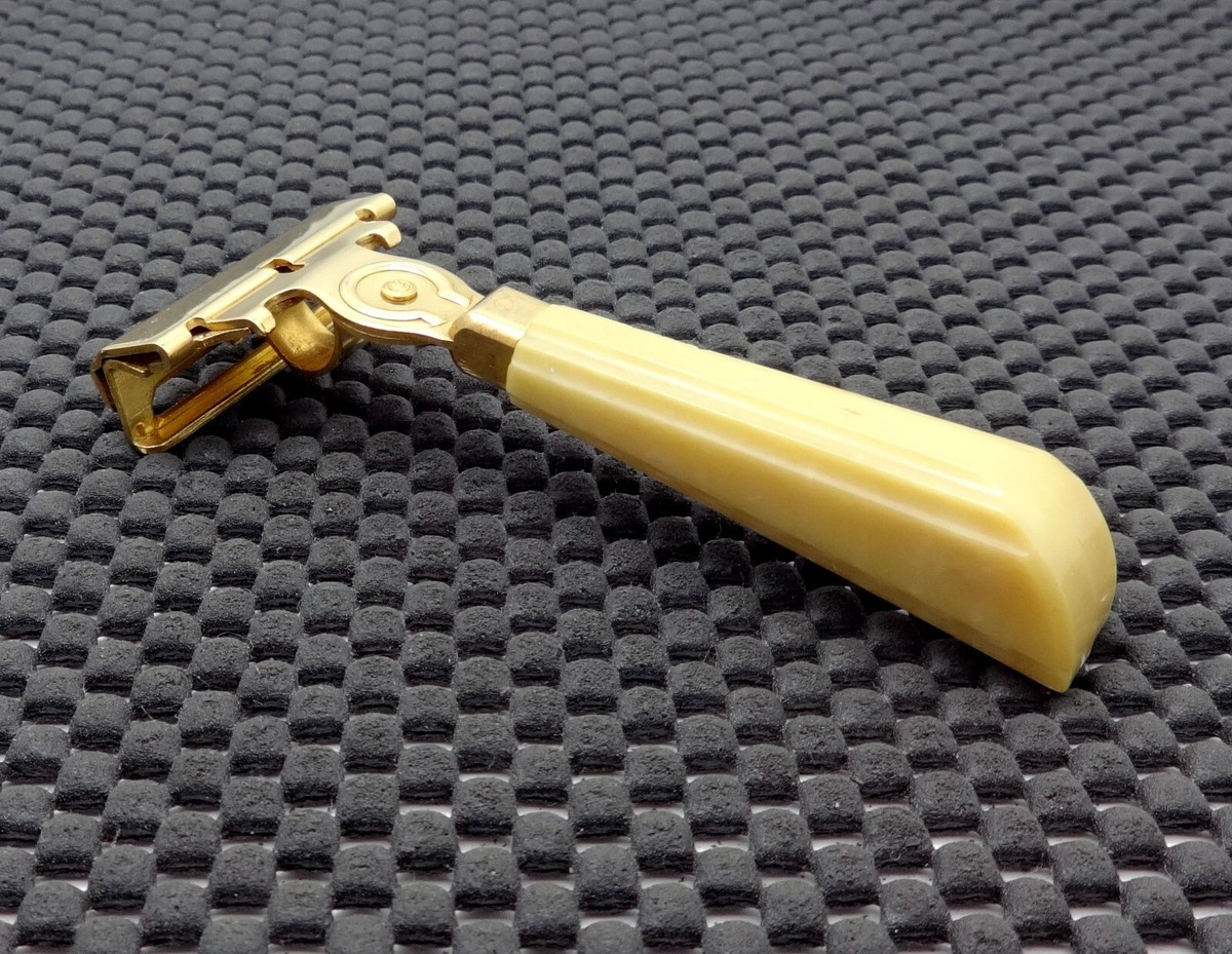 Vintage SCHICK Injector TYPE G Single Edge Safety Razor Stunning