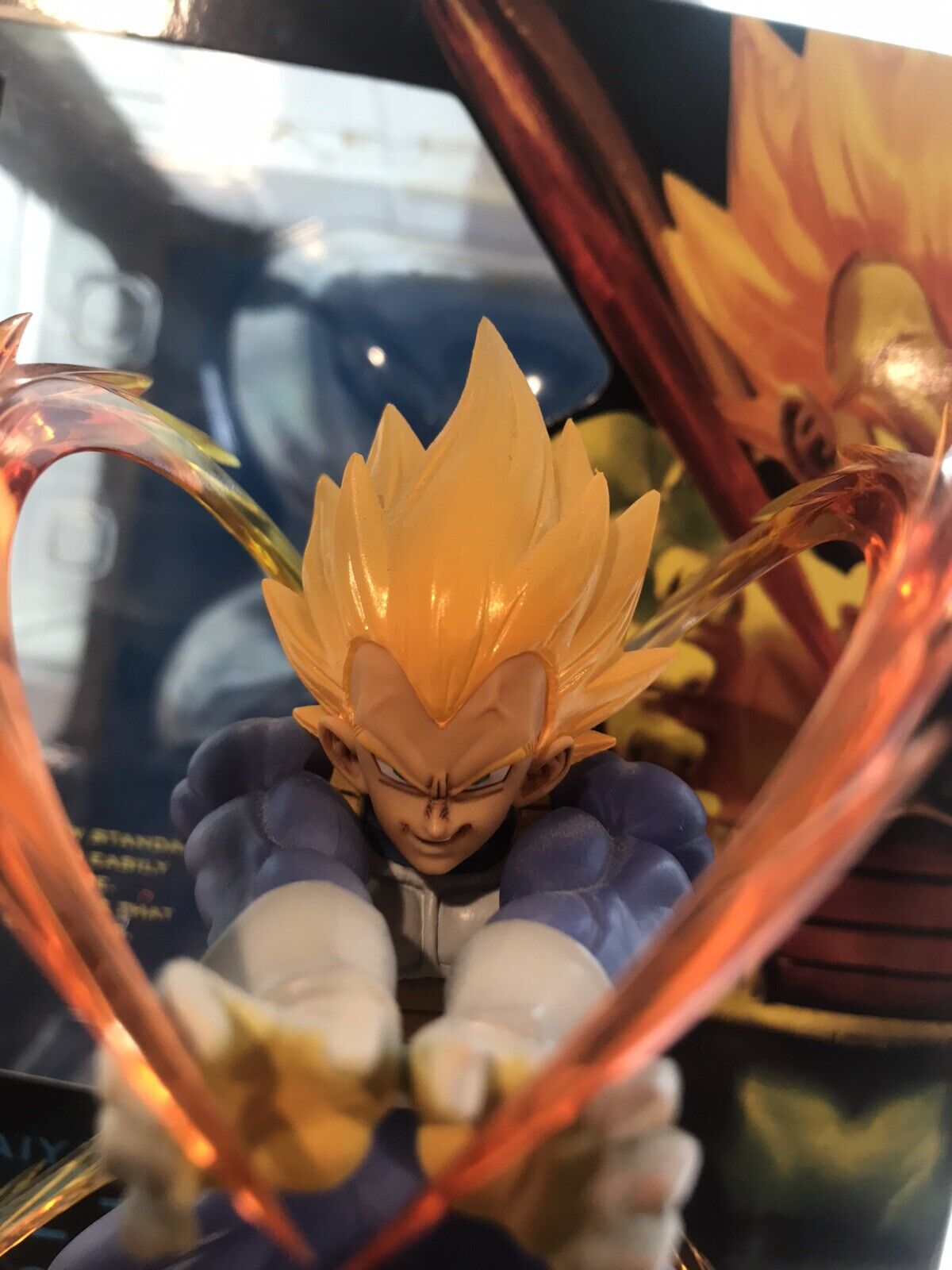 BANDAI TAMASHII NATIONS Dragon Ball Z - Super Sayan Vegeta