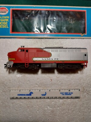MODEL POWER HO #720 SANTA FE SHARK NOSE POWERED DIESEL