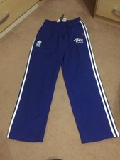Herren Adidas Cricket Hose Gr&ouml;&szlig;e 32"