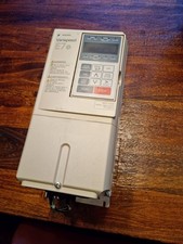 Yaskawa Varispeed E7 CIMR-E7C45P5 5,5KW mit Netzfilter