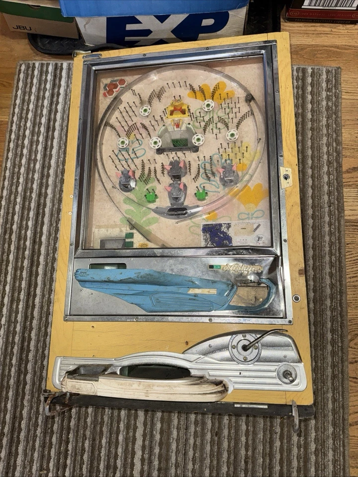 Japanese Pinball Pachinko Machine Nishijin *FOR REPAIR OR PARTS* - Image 2 of 4
