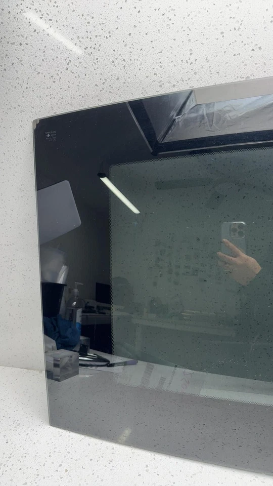 Vidrio de techo Scion SCION TC 2006 2007 2008 2009 2010 (solo vidrio) Foto 3 de 4