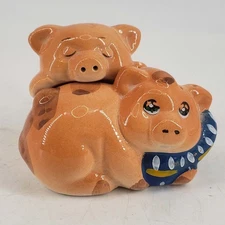 Vintage Nesting Hugging Pink Hand Painted Pigs  Salt And Pepper Shaker set